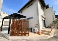 加古川市の外構リフォームで、カーポートと目隠しを設置した施工例