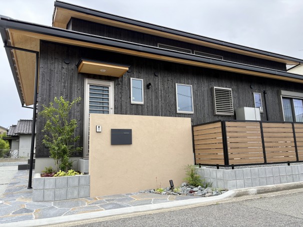 IMG_3369 高砂市新築外構ジョリパッド塗装T3022ポストユニソンヴィコ施工例