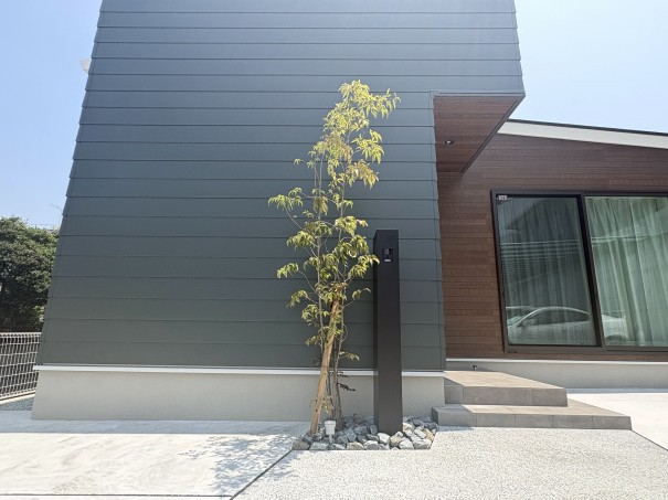 IMG_6364 兵庫県加古郡稲美町新築外構LIXIL機能門柱施工例