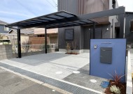 加古川市の新築外構で、デザイン門柱が印象的なモダン外構実例