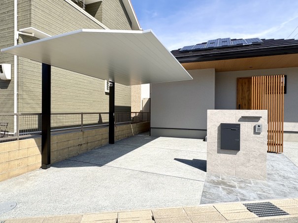 高砂市の新築外構でLIXILのカーポートSC 1台用を設置した事例